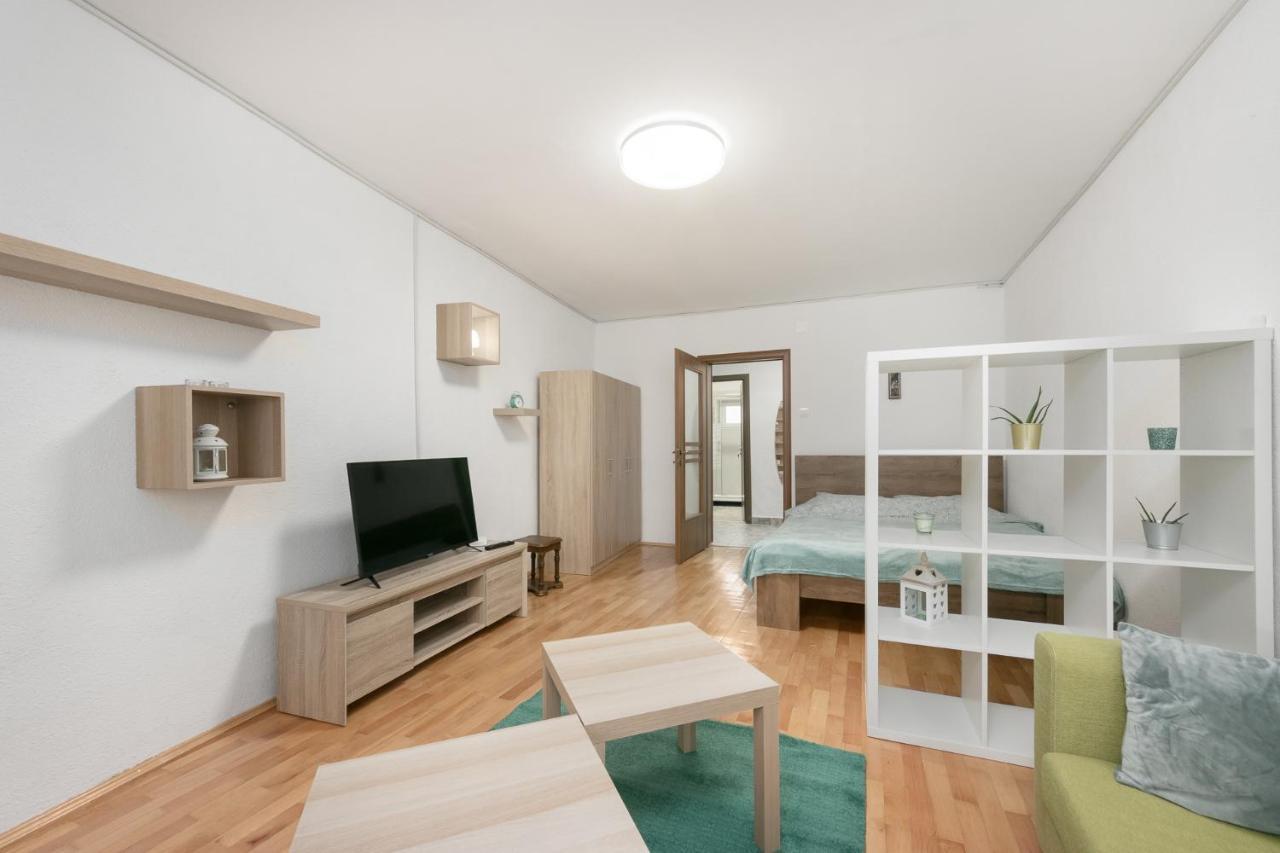Vlad House Decebal Appartamento Bucarest